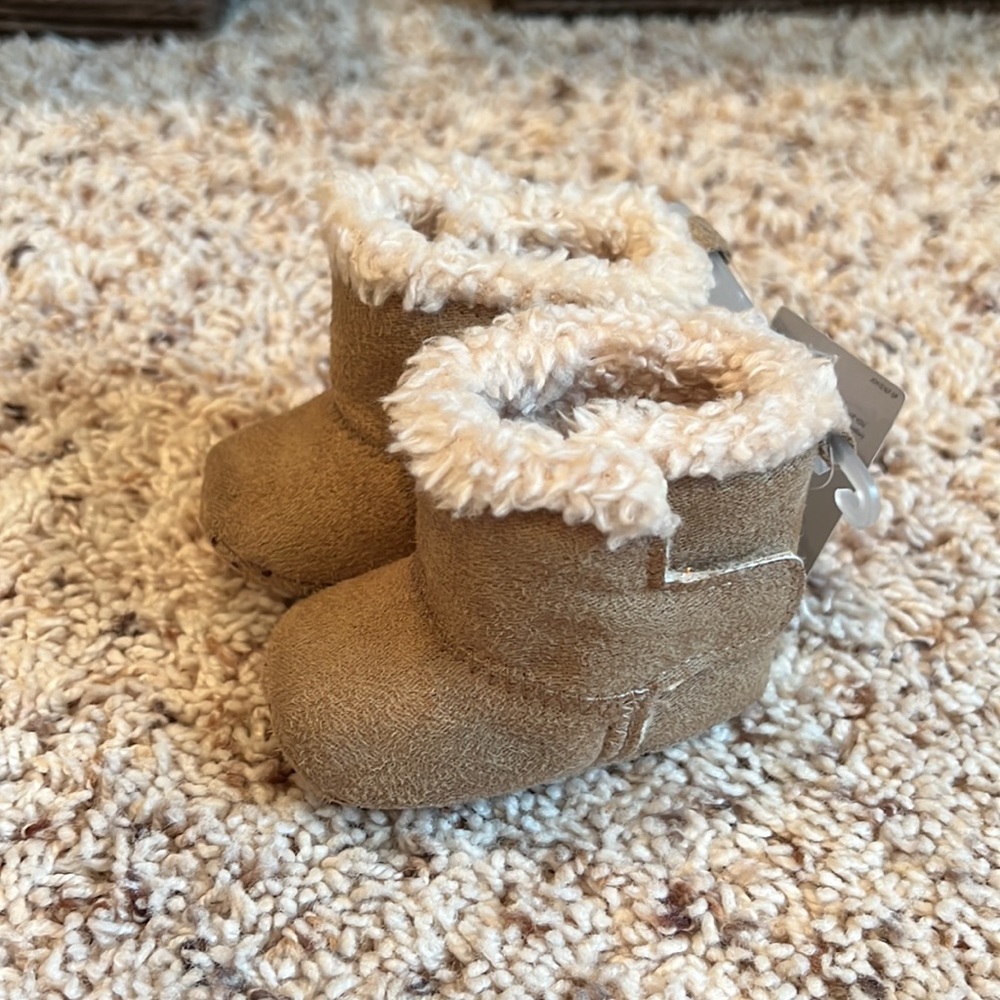 NWT Carter’s brand baby boots size Newborn